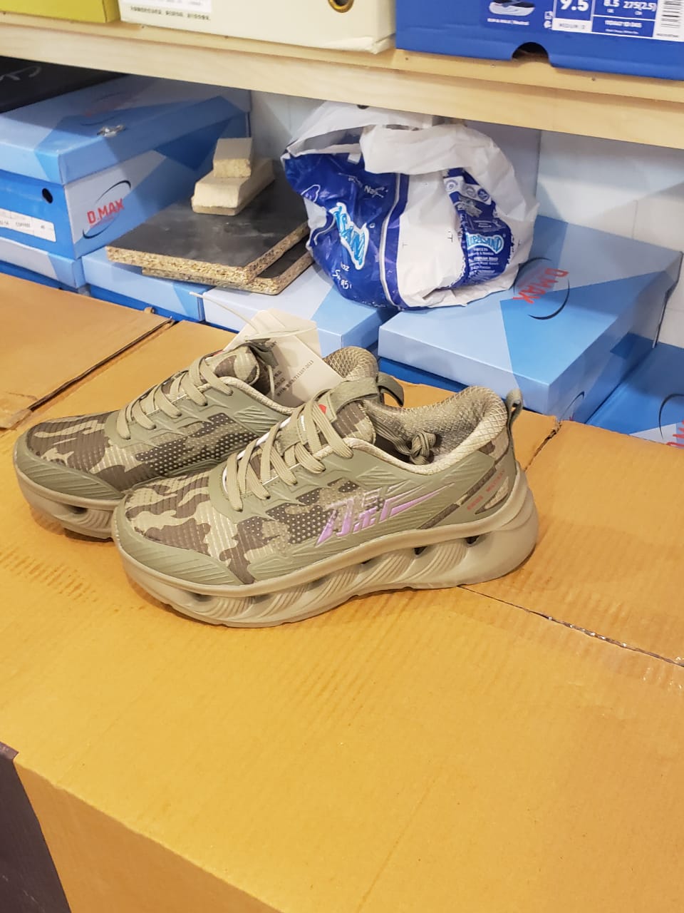 TrailForce Camo Runner Sneakers
