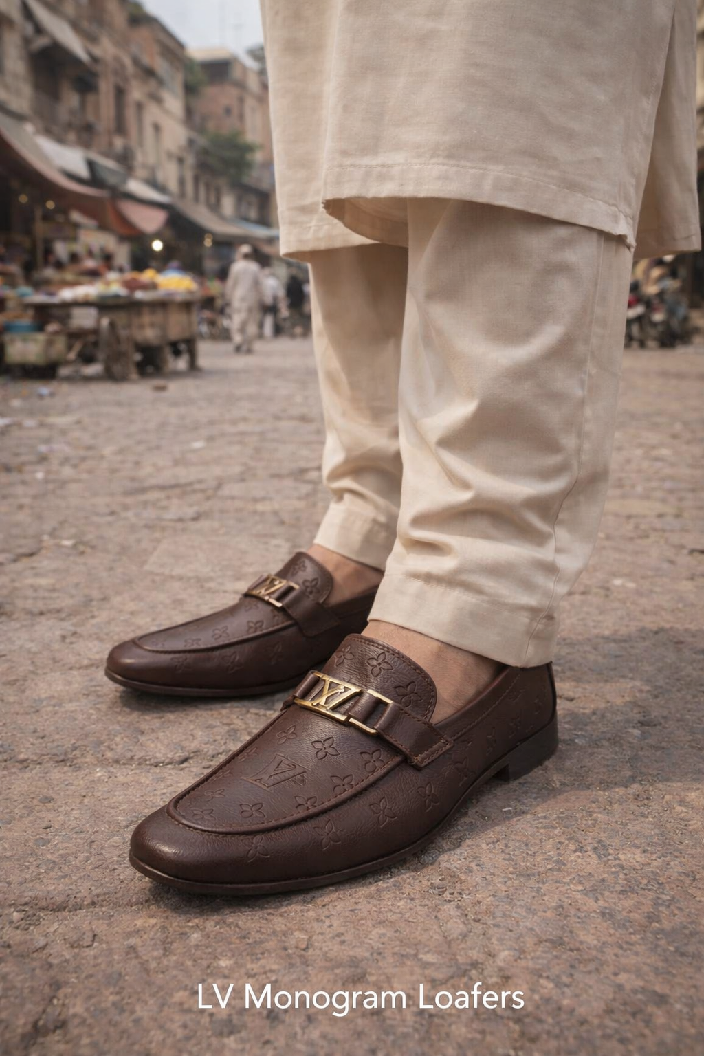 Lv Monarch Buckle Loafer