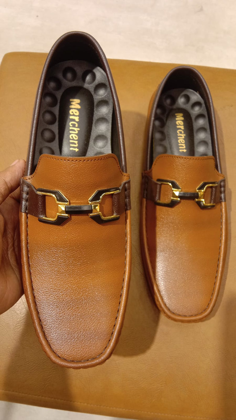 Men’s Tan Metal-Buckle Loafers